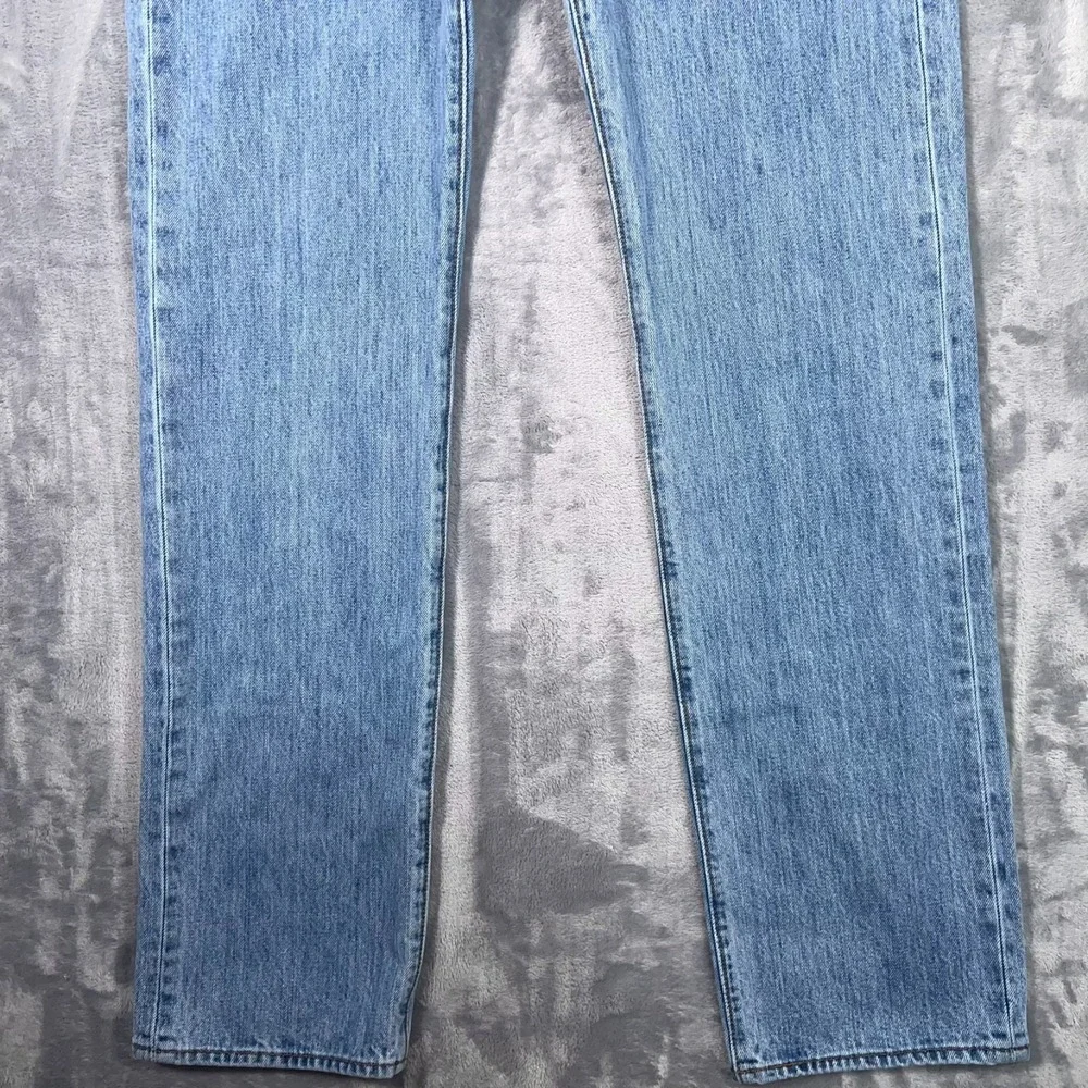 Levis 501 Jeans Mens 32x34 Light Blue Wash Straight Button Fly Original Denim